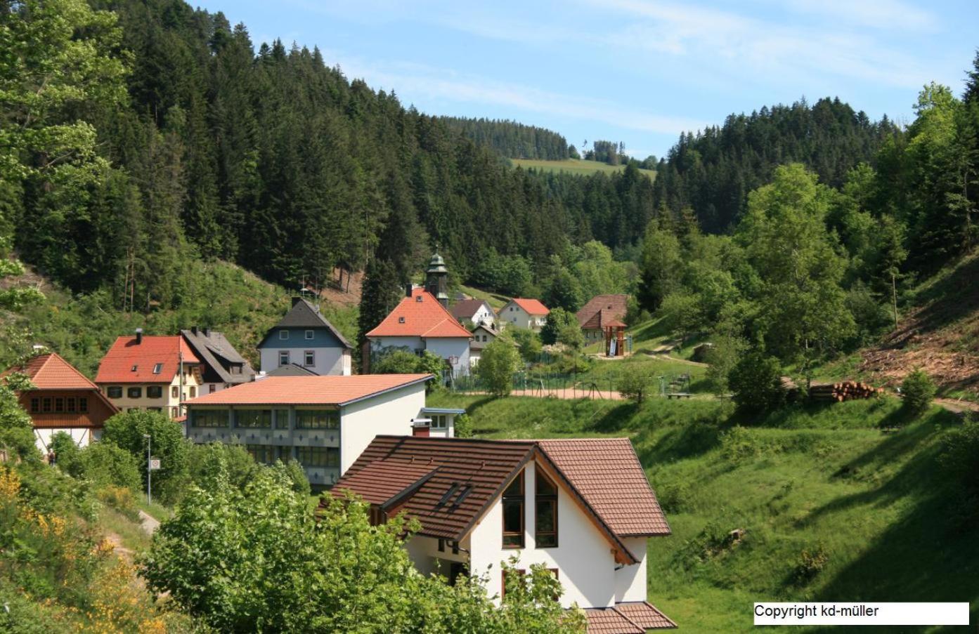 トリベルク Haus Am Waldrandヴィラ エクステリア 写真